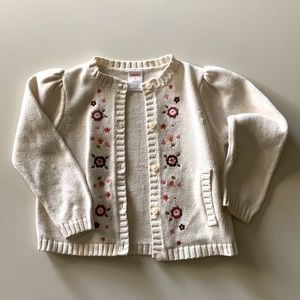 Little girls, Gymboree sweater, 100% cotton off-white color.